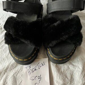 Pair Dr Martens Sandals